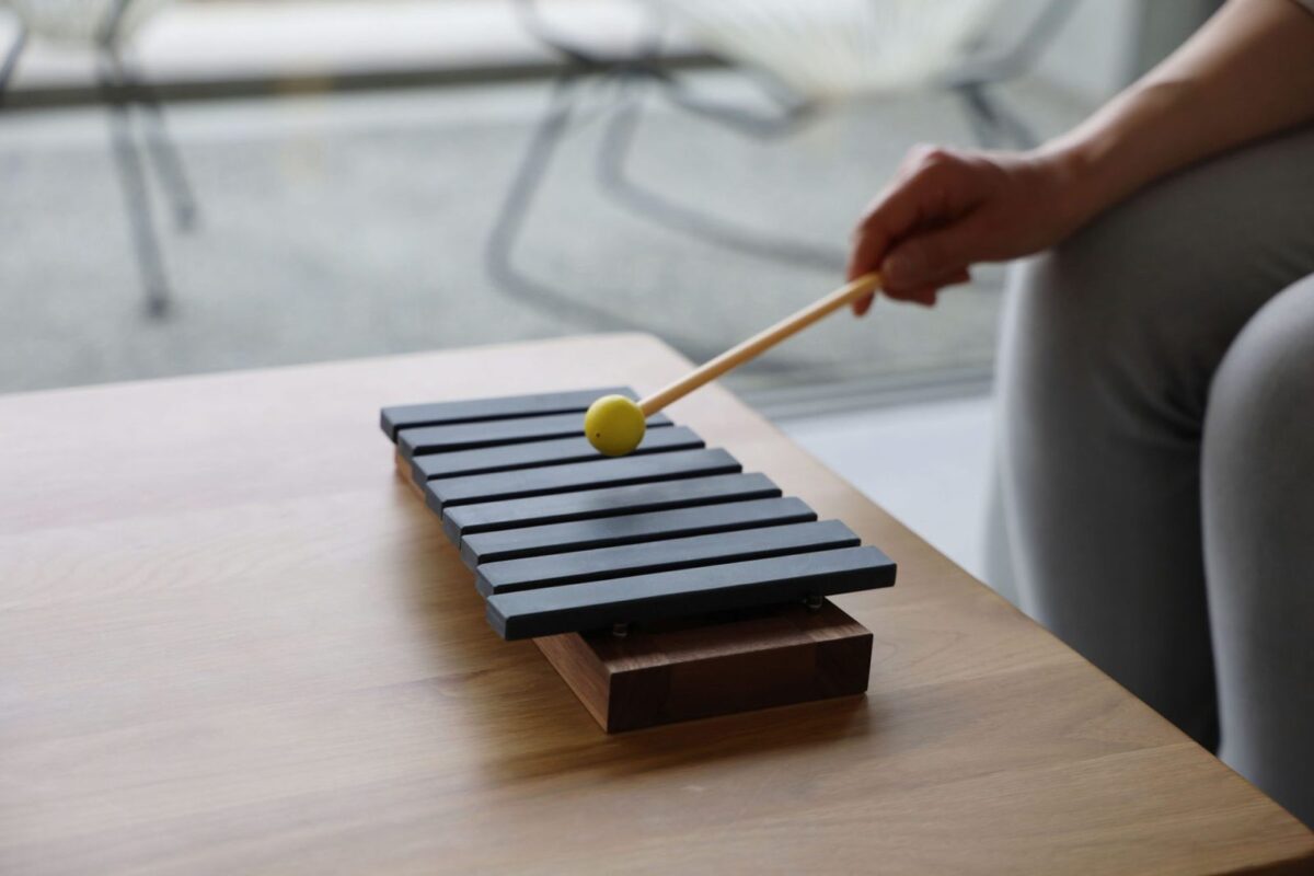 Experience the Sound Gem “Sanukite” in Sakaide, the Town Where Sound is Born