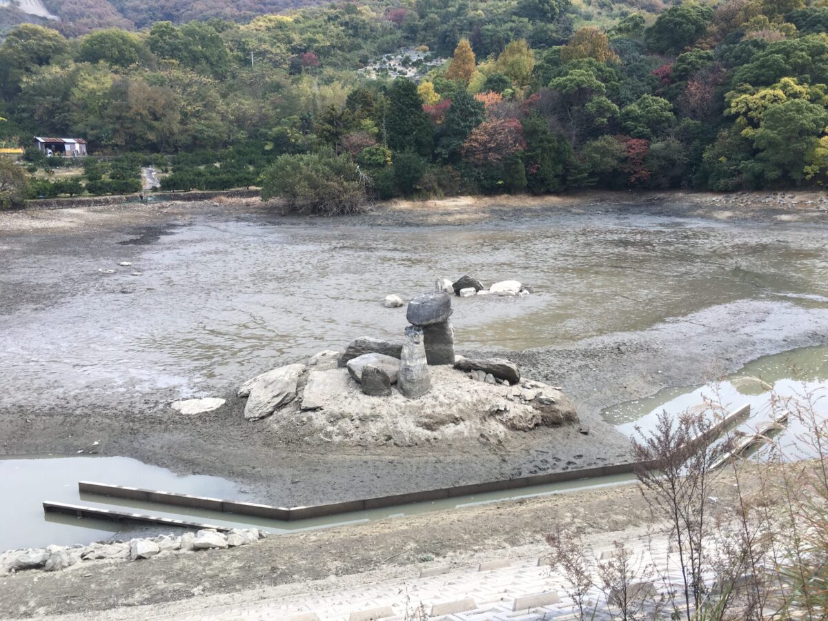 鴻池古墳