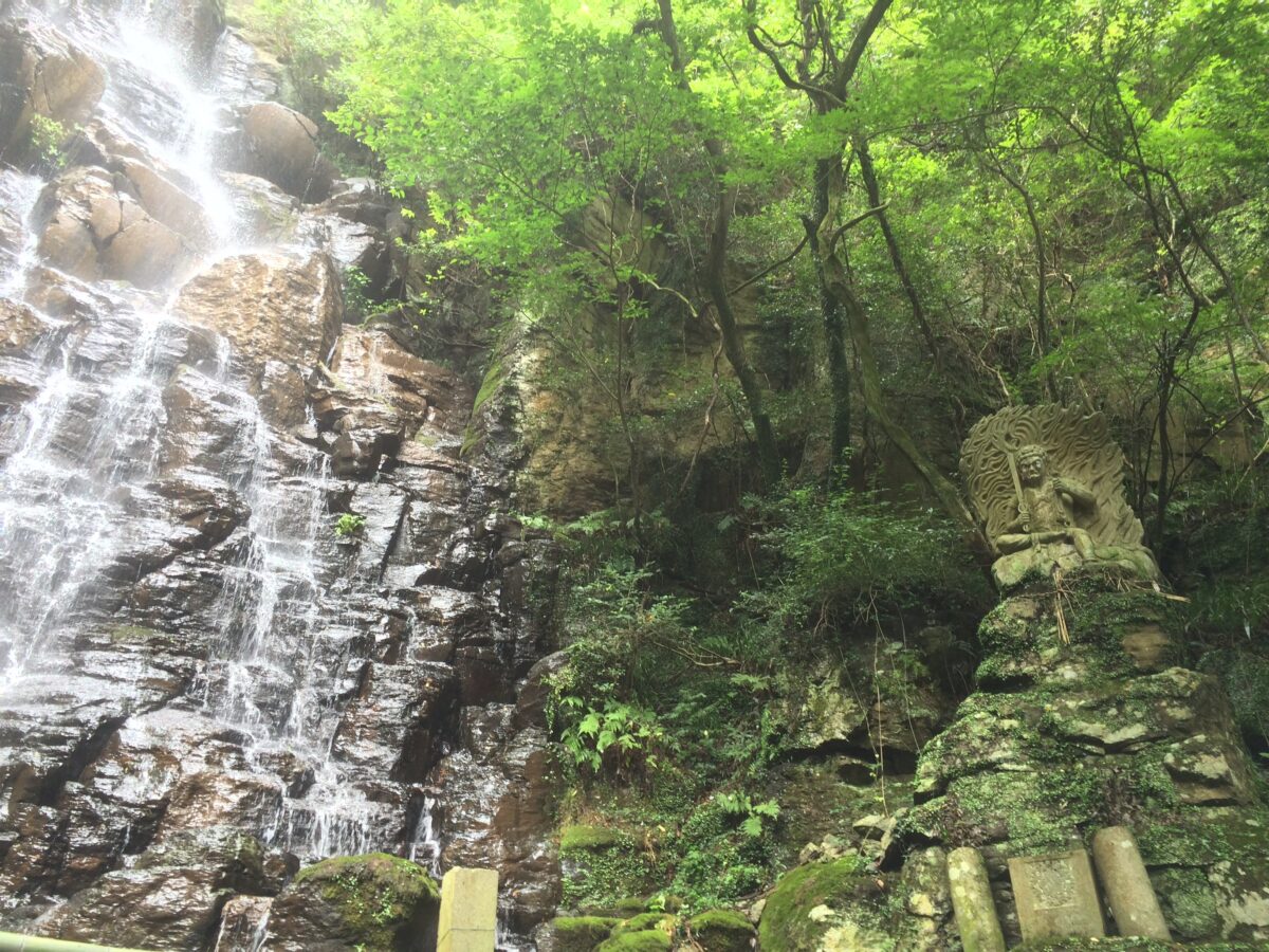 一度は見てみたい坂出の滝　