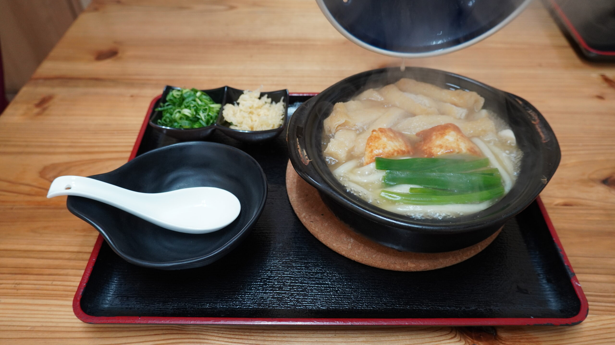 あつあつの「きざみうどん」
